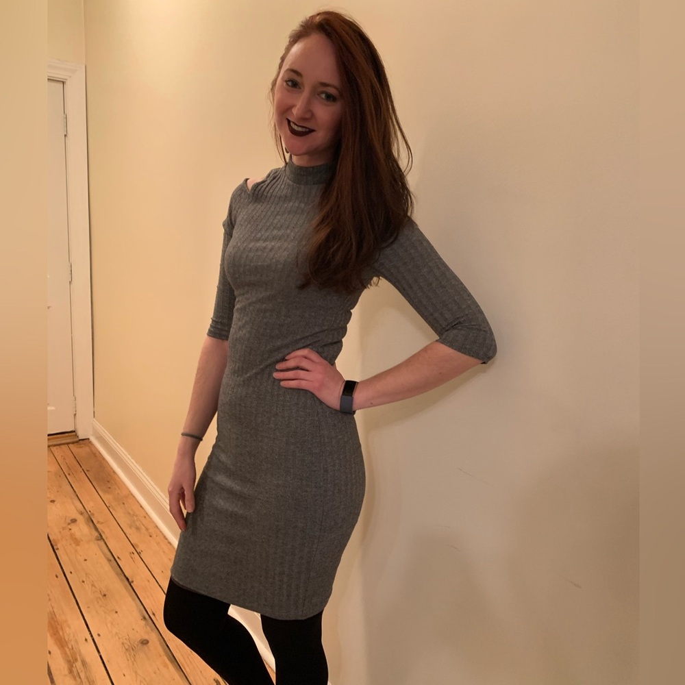 WHBM grey ribbed cold shoulder bodycon slimming dress